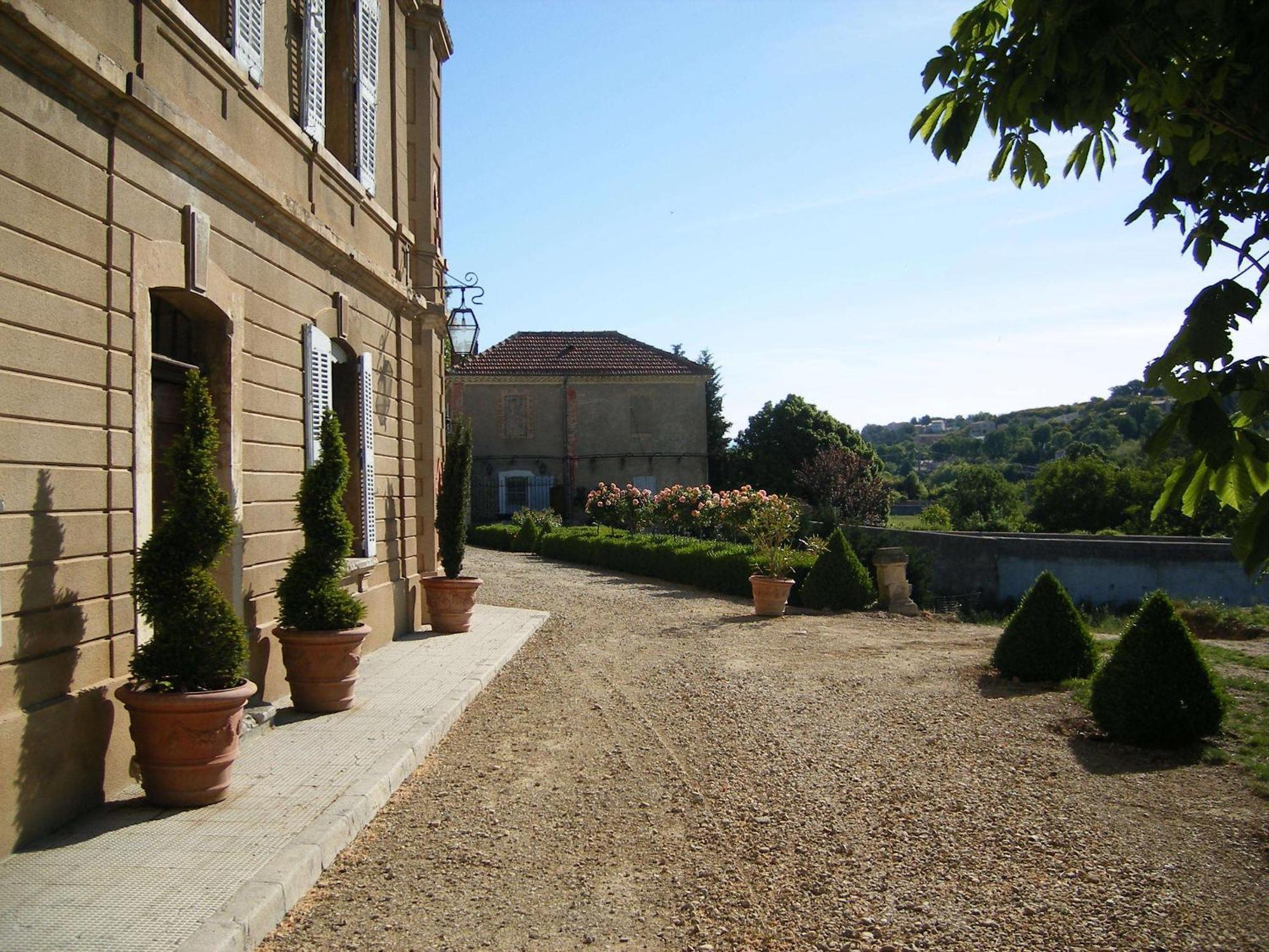Château du Grand Jardin Valensole Exterior foto