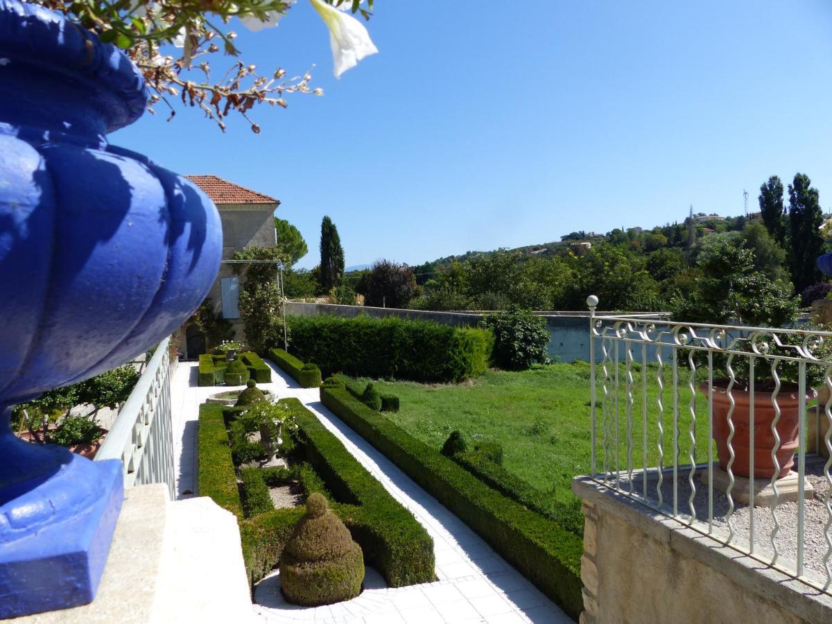 Château du Grand Jardin Valensole Exterior foto